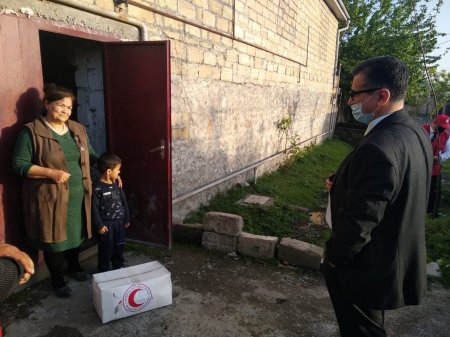 Deputatdan növbəti humanitar aksiya