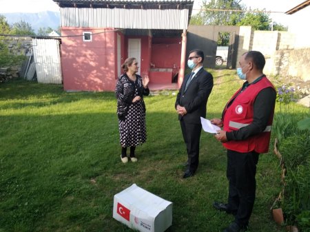 Deputatdan növbəti humanitar aksiya