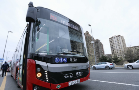 BNA rekord sayda avtobusu xəttə buraxıb