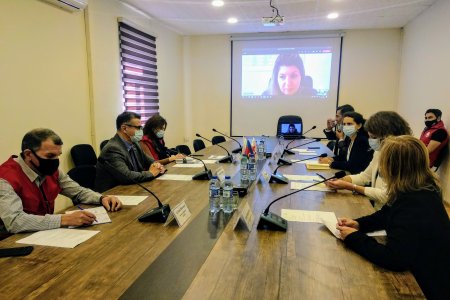Novruz Aslanov beynəlxalq təşkilatların nümayəndələri ilə görüşdü
