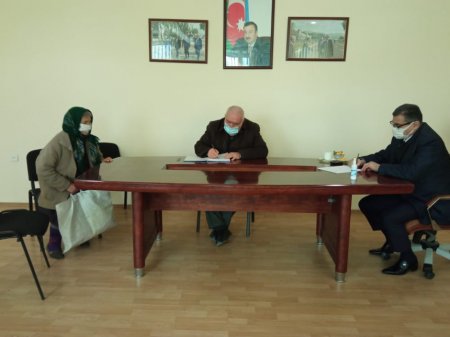 Novruz Aslanov seçiciləri qəbul edib