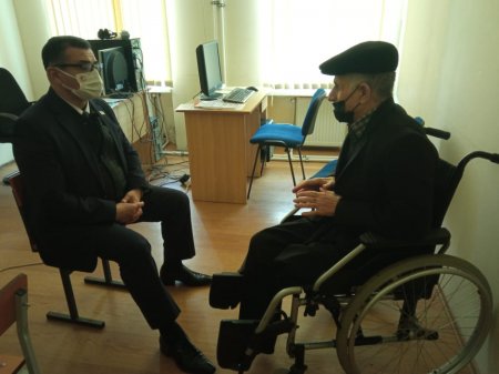 Novruz Aslanov seçiciləri qəbul edib