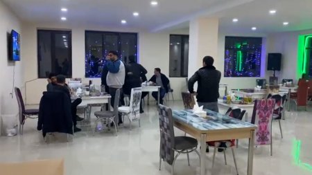 Abşeron rayonunda gecə saat 12:00-dən sonra fəaliyyət göstərən çay evləri aşkar edilib