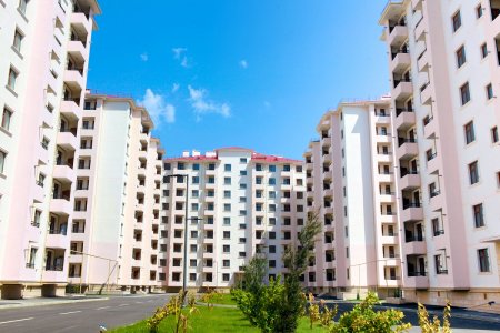 Ramana qəsəbəsində şəhid ailələri və Qarabağ müharibəsi  əlillərinə mənzillər verildi