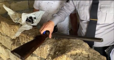 Xızı sakinindən narkotik və silah aşkarlandı