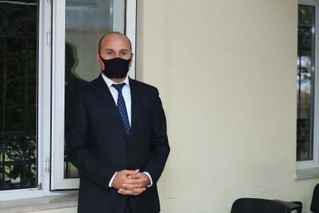 Aİİ-də müəllimlərlə iclas keçirilib