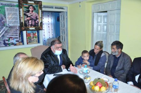 Şəhid ailəsi ziyarət olunmuşdur