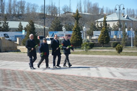Azərbaycan İlahiyyat İnstitutunun kollektivi Quba Soyqırımı Memorial Kompleksini ziyarət edib