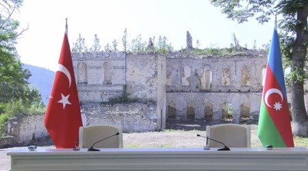 ““Şuşa Bəyannaməsi"nin imzalanmasından 1 il ötür ““Şuşa Bəyannaməsi"nin imzalanmasından 1 il ötür