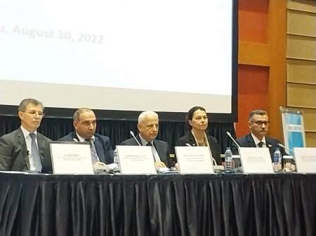 Novruz Aslanov konfransda iştirak etdi