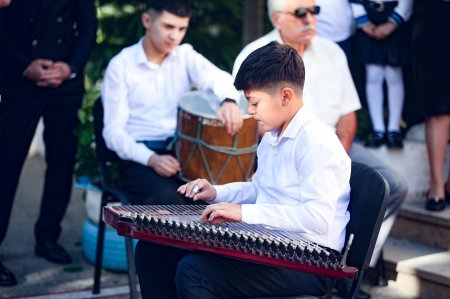 Abşeron-Xızı Regional Təhsil İdarəsinin tabeliyindəki ümumtəhsil müəssisələrində Bilik Günü münasibətilə tədbirlər keçirilib