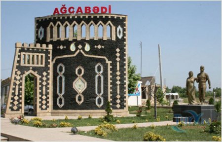 Düzgün idarəçilik hər kəsə başucalığı gətirir.