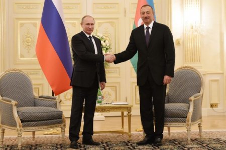Prezident İlham Əliyev Vladimir Putini təbrik edib