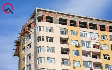 Sosial şəbəkələrdə ən çox müzakirə olunan binadan - Video