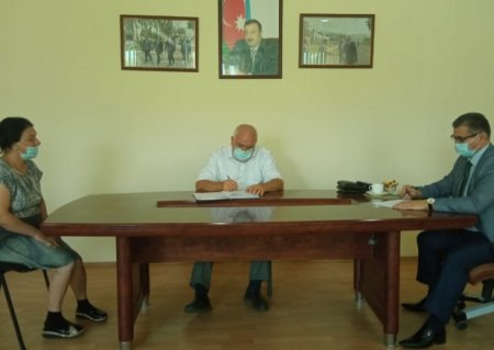 Deputat seçicilərini dinlədi - FOTOLAR