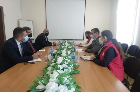 Novruz Aslanov ABŞ Səfirliyinin müvəqqəti işlər vəkilini qəbul edib - FOTO
