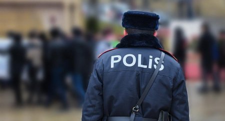 Nəsimi RPİ-nin 20-ci Polis Bölməsinə müraciət edən Bakı şəhər sakini A.Əzimov fevralın 25-də Azadlıq prospektində bir nəfərin onun 2250 manat dəyərində mobil telefonunu açıq talama yolu ilə aldığını bildirmişdir.