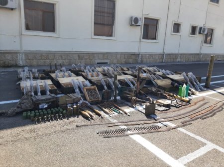 Füzulidə xeyli sayda silah-sursat aşkar edilib