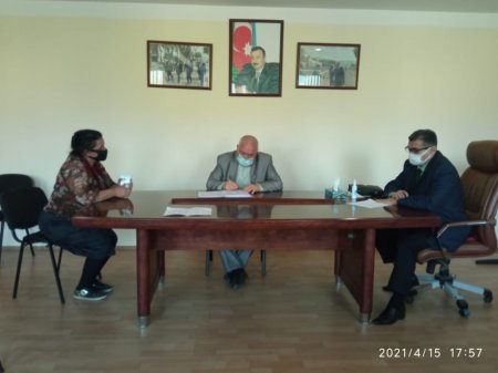 Novruz Aslanovun seçiciləri ilə görüşü davam edir