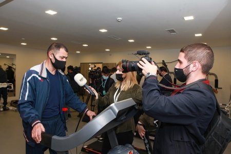 Media nümayəndələri daha bir reabilitasiya müəssisəsində qazilərimizə göstərilən xidmətlərlə tanış edilib