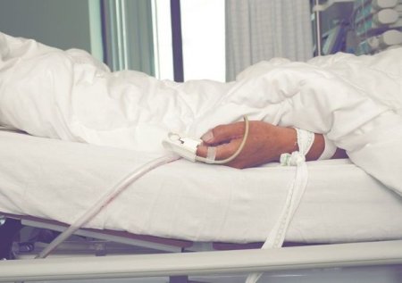 Koronavirus xəstələri ictimai yerlərdə aşkar edilərək saxlanılıb