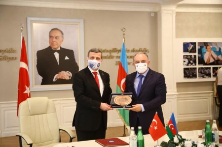 AzTU və Qazi Universiteti arasında ikili diplom proqramı haqqında müqavilə imzalanıb