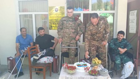 İsmayıllıda bağça uşaqları ilə qazilərin görüşü olub