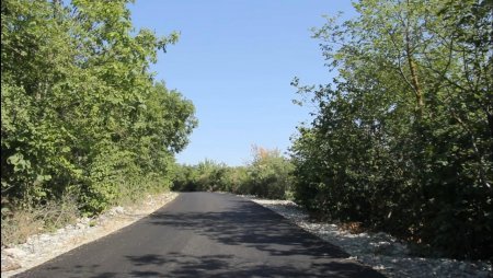 İsmayıllıda kənd yollarının tikintisi davam etdirilir