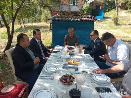 Millət vəkili seçicilərini qəbul etdi