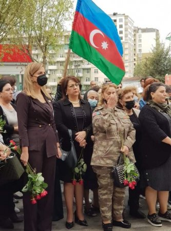 Könül Nurullayeva şəhid kompleksinin açılışında iştirak edib