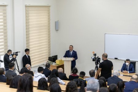 Nazir İnam Kərimov Azərbaycan Dövlət Aqrar Universitetində tədrisin təşkili prosesi ilə tanış olub