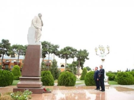 1 Oktyabr prokurorluq işçilərinin peşə bayramıdır