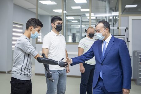 Yuxarı ətrafları amputasiya olunmuş qazilərin son nəsil protezlərlə təminatına başlandı