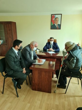 Novruz Aslanov seçicilərini qəbul edib