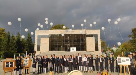 İsmayıllıda Gəncə terroru qurbanlarının xatirəsi anılıb- VİDEO