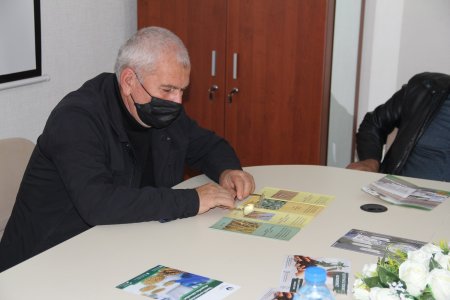 Bölgə fermerlərinə payızlıq əkinlərlə bağlı maarifləndirici təlimlər davam edir