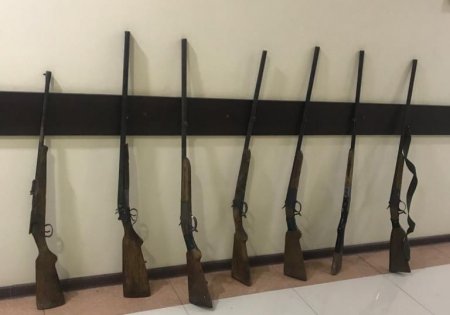 Bərdədə müvafiq sənədləri olmayan odlu silahlar götürülüb