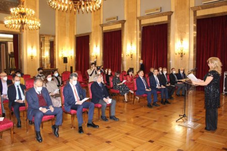 Serbiya paytaxtında “Nizamini oxuyaq” kitab-albomu təqdim edilib