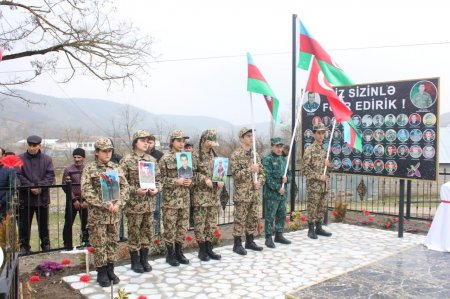 İsmayıllıda şəhidin xatirəsinə inşa edilmiş bulağın açılışı olub