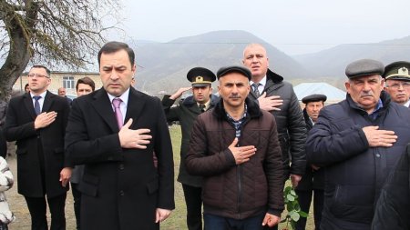 İsmayıllıda şəhidin xatirəsinə inşa edilmiş bulağın açılışı olub