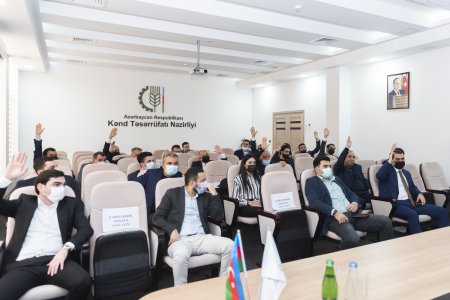 “Ölkədə quşçuluğun mövcud vəziyyəti və qarşıda duran vəzifələr” mövzusunda iclas keçirilib