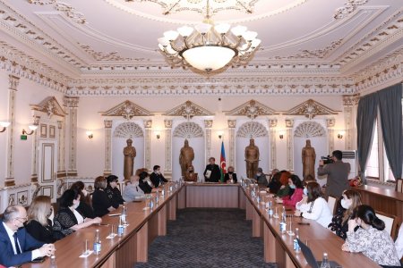 Dövlət Komitəsində Ağa Musa Nağıyev haqqında kitabın və filmin təqdimatı olub