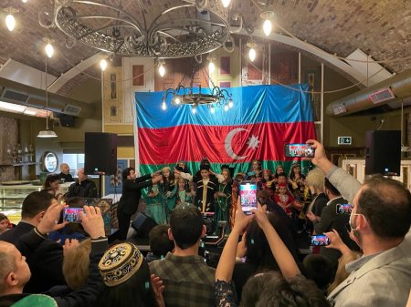 Parisdə Novruz bayramına həsr olunmuş elmi konfrans keçirilib