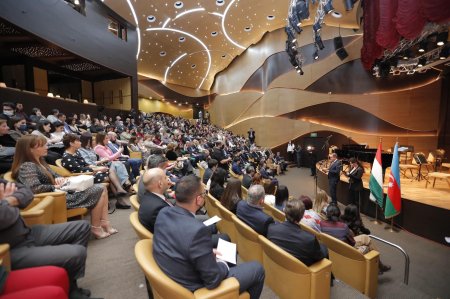 Azərbaycan və Macarıstan arasında diplomatik əlaqələrin  qurulmasının 30 illiyi ilə əlaqədar tədbir keçirilib