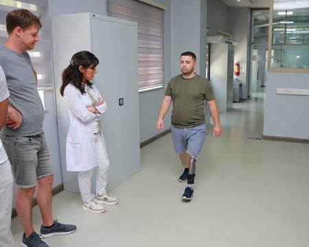Abituriyentlər və məktəblilər üçün “İxtisas bələdçisi” Forumu keçirilib