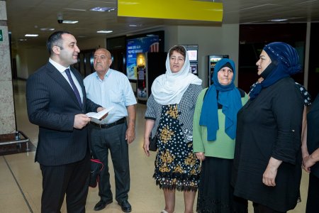 Daha bir qrup şəhid ailəsi üzvü və əlilliyi olan şəxs  sanator-kurort, müalicə mərkəzlərinə yola salındı