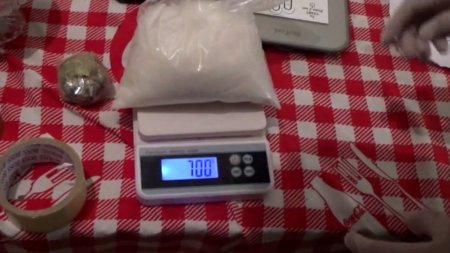 Polis ötən gecə “Papanin”də narkotik vasitələrin qanunsuz dövriyysi ilə məşğul olan şəxslərə qarşı daha bir əməliyyat keçirib