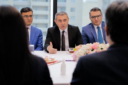 DOST Agentliyində İctimai Şura üzvləri ilə görüş keçirilib
