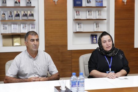 Nazir Sahil Babayev Xızı rayonunda vətəndaşları qəbul edib