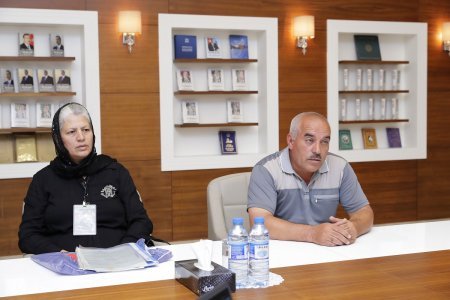 Nazir Sahil Babayev Xızı rayonunda vətəndaşları qəbul edib